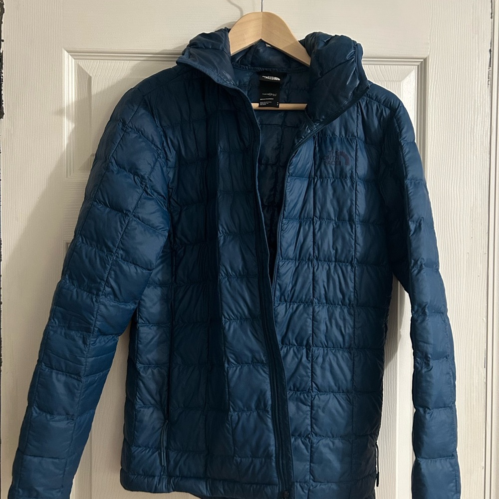 The North Face Men's Deep Blue Puffer Jacket